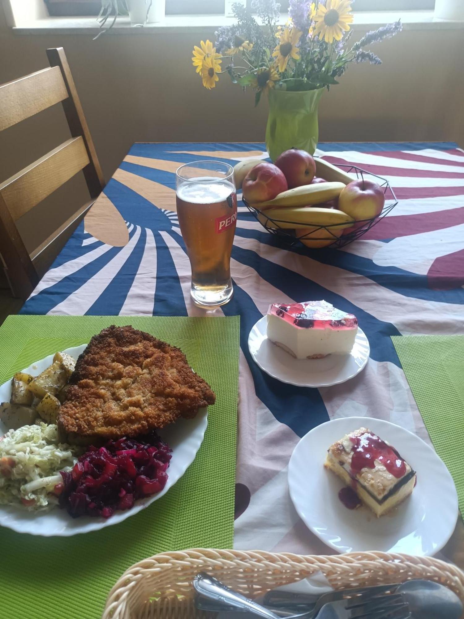 Gosciniec Na Stoku Pokoje 2,3,4 Osobowe, Cisza, Spokoj, Widok Na Stok Narciarski, Lasy, Laki Bobliwo Eksteriør billede
